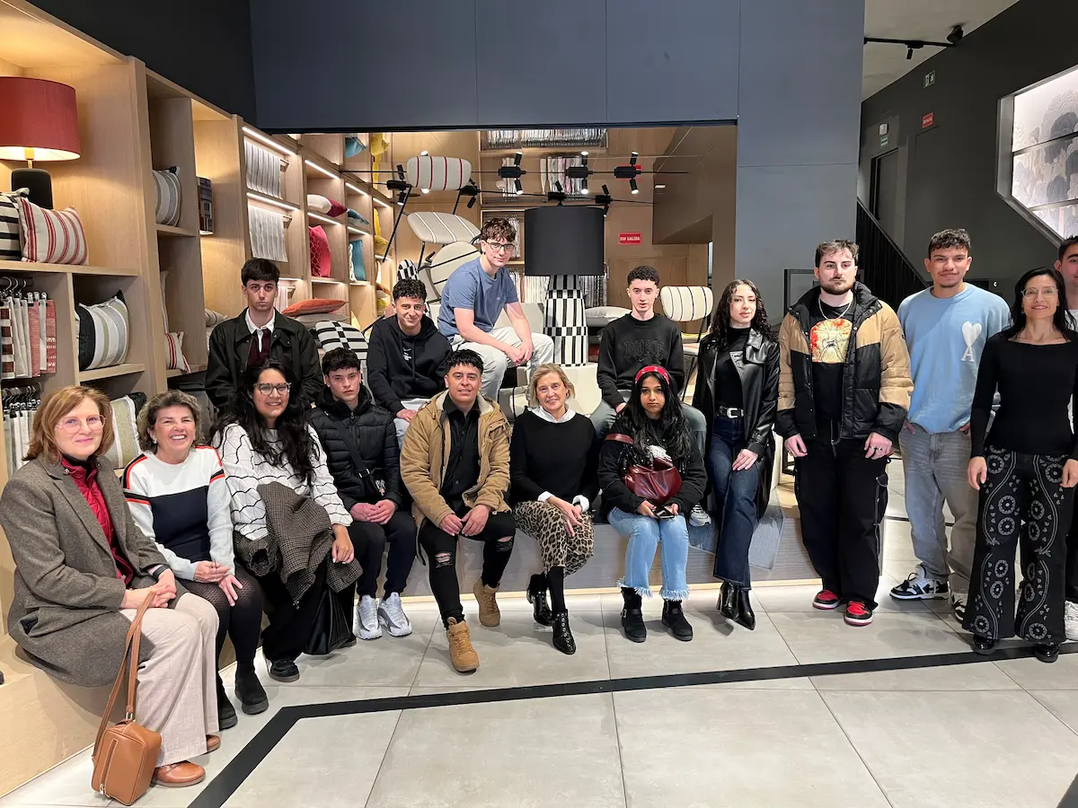 Estudiantes del Ciclo Formativo de Grado Superior de Comercio Internacional participan junto a Gancedo en el programa Empresa Familiar en las Aulas.
